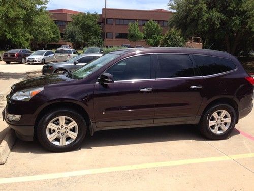 2010 chevrolet traverse lt sport utility 4-door 3.6l awd