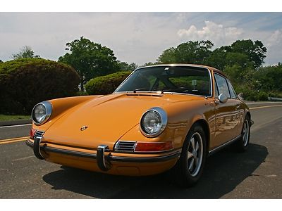 1969 PORSCHE 911S