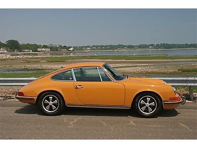 1969 PORSCHE 911S