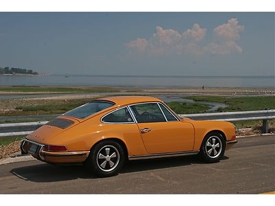 1969 PORSCHE 911S
