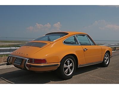1969 PORSCHE 911S