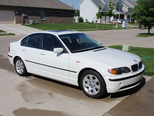 2003 bmw 3-series 325i base sedan 4-door 2.5l