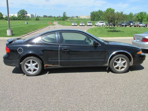 1999 oldsmobile alero gl coupe 2-door 3.4l