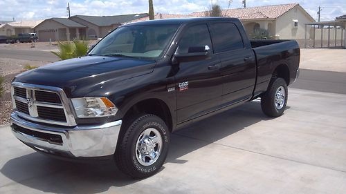 2012 dodge ram 2500 4x4 crew cab 4wd 7k miles private party excellent!!