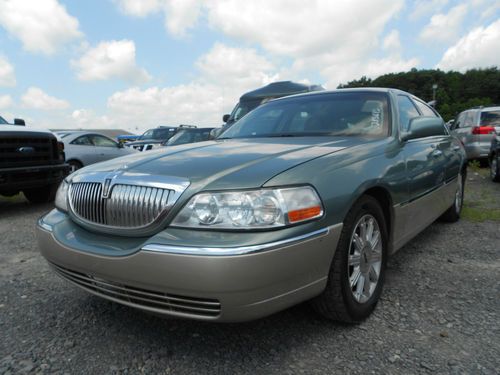 2006 lincoln town car signature limited sedan 4-door 4.6l