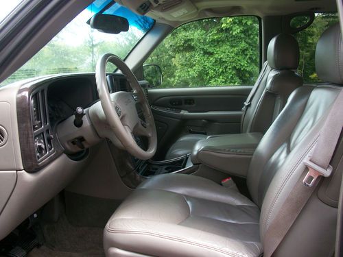 2003 GMC Yukon XL 1500 Denali 4-Door, image 5