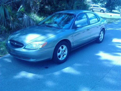 ****2001 ford taurus ses flex fuel**** great on gas!!