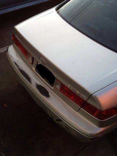 2000 toyota camry le sedan 4-door 2.2l