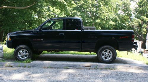 1997  dodge ram 1500 sport model