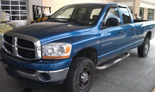 2006 dodge ram 2500 - 4 door - 4wd