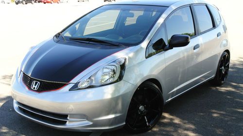 2011 honda fit base hatchback 4-door 1.5l