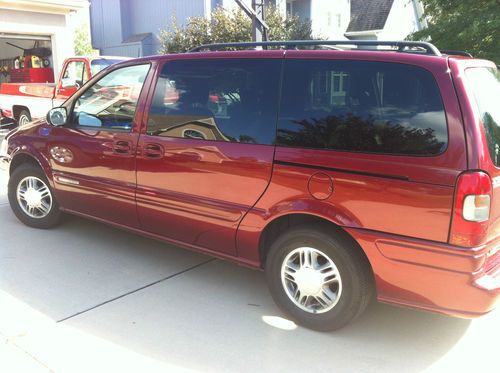 2003 chevy venture van warner brothers edition