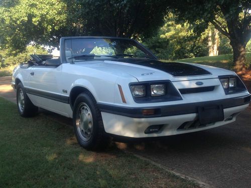 1985 ford mustang gt convertible 35,274 original miles!