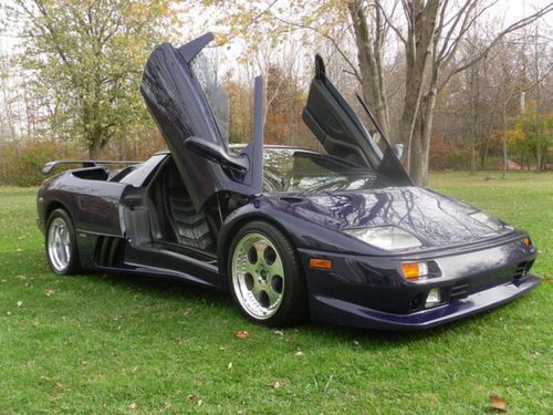 Lamborghini diablo roadster vt replica