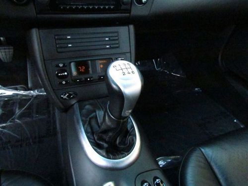 2001 Porsche 911 Carrera 4 Coupe 2-Door 3.4L, US $20,900.00, image 9