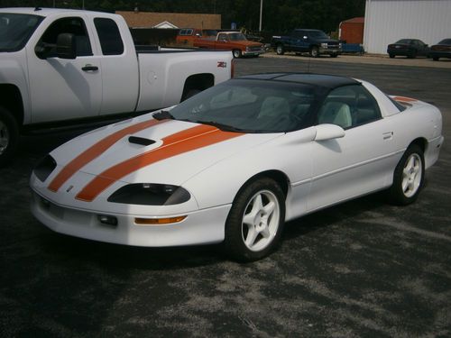 1997 chevrolet camaro z28 ss 30th anniversary edition coupe 2-door 5.7l