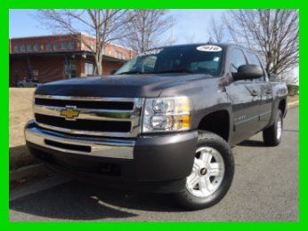 5.3l auto z71 pkg tow pkg back up sensors good tires tool box 1 owner 26k mi