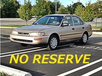 1997 toyota corolla, great condition, gas saver  one owner no reserve