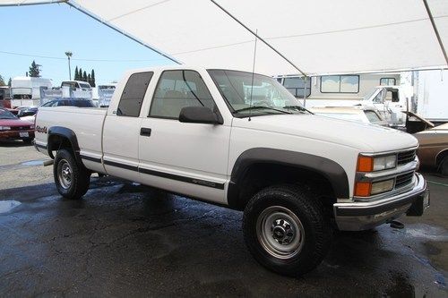 1997 chevy silverado ext cab 8  cylinder no reserve