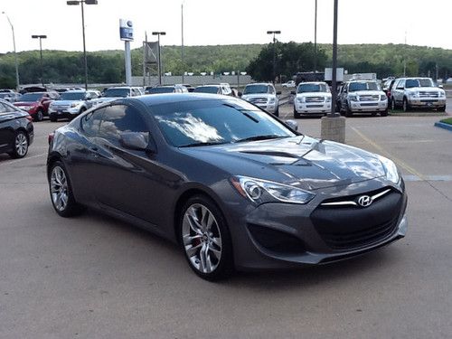 2013 hyundai genesis coupe 2dr i4 2.0t man