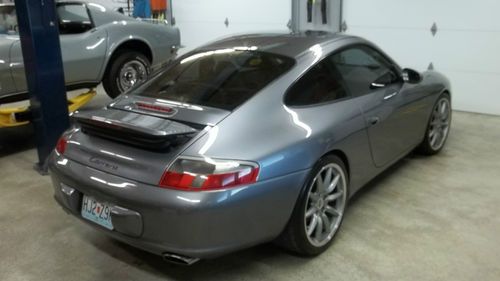 A wreck free car, image 2