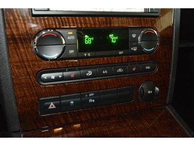 Ford Taurus LIMITED 08 AWD LEATHER NAV HEATED-SEATS PARK ASSIST XLNT! NO RESRV, image 38