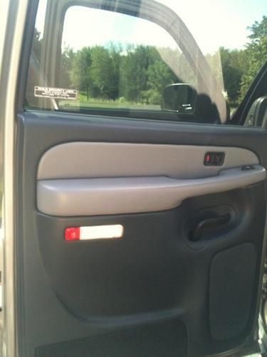 2001 Chevrolet Suburban 1500 LS Sport Utility 4-Door 5.3L, US $7,500.00, image 8