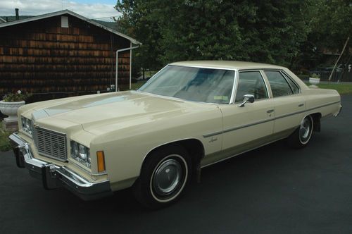 Mint 1975 impala 4dr sedan