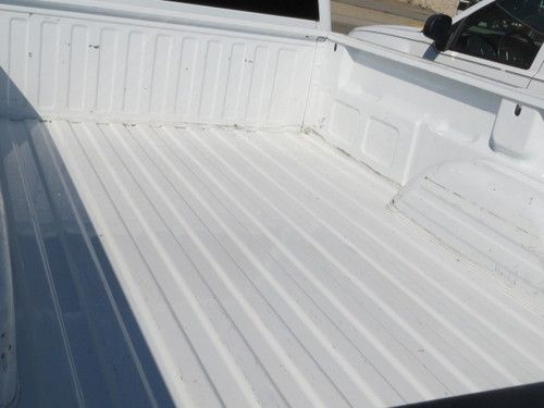 2006 Chevrolet Silverado K1500 4x4 Regular Cab, White, image 2