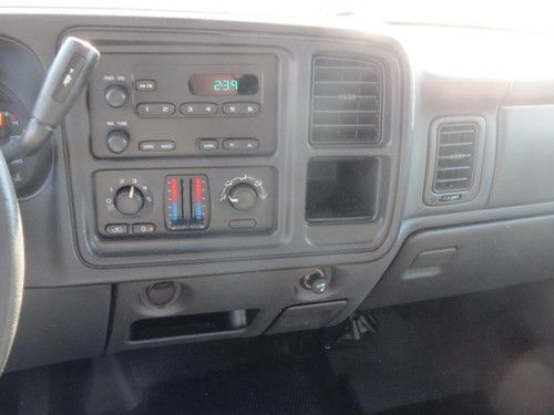 2006 Chevrolet Silverado K1500 4x4 Regular Cab, White, image 4