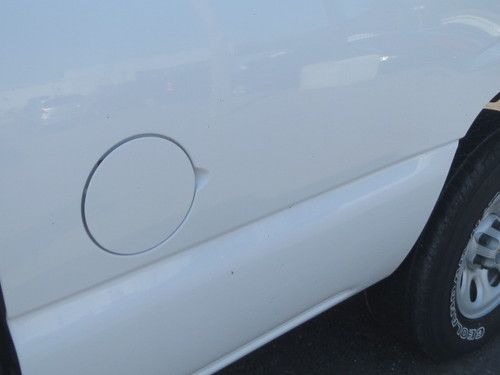 2006 Chevrolet Silverado K1500 4x4 Regular Cab, White, image 15