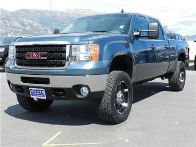 Crew cab duramax diesel 4x4 slt custom lift wheels tires slt leather auto tow