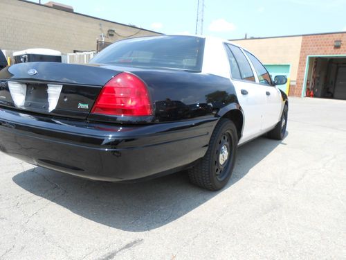 2011 Ford Crown Victoria Police Interceptor  POLICE AUCTION - NO RESERVE, image 8
