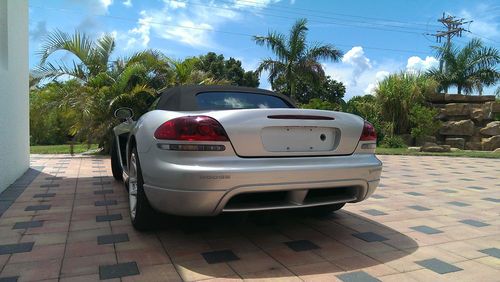 2004 dodge viper srt 10  16007 mls salvage rebuildable