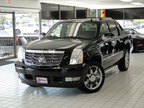 Escalade ext premium! navi! 22's! 1,731 miles! power boards!