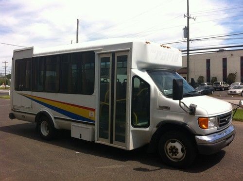 2006 cutaway e450 super duty diesel !!! cheap !!! good for bussines