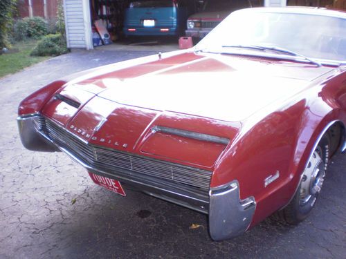 1966 oldsmobile toronado base 7.0l