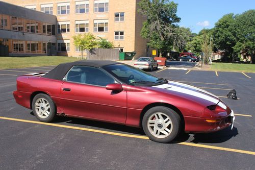 1995 chevrolet camaro base convertible 2-door 3.4l