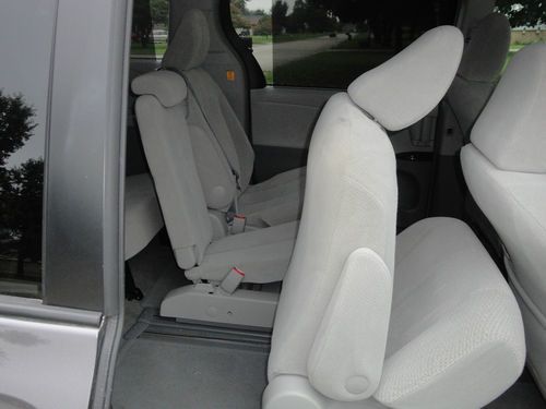 2012 Toyota Sienna LE...ONLY 15,000 Miles!!!!!!, image 9
