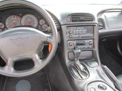 RED COUPE LOW MILES CHROME WHEELS LEATHER AUTO CLEAN TITLE FINANCE GLASS TOP AC, image 24