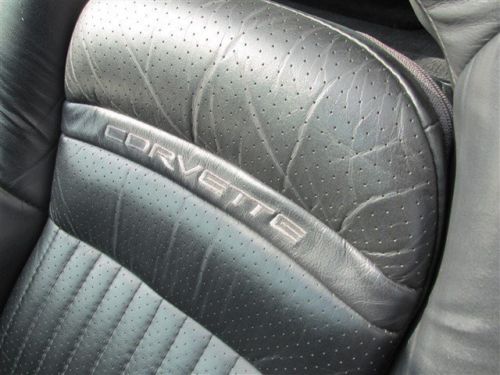 RED COUPE LOW MILES CHROME WHEELS LEATHER AUTO CLEAN TITLE FINANCE GLASS TOP AC, image 29