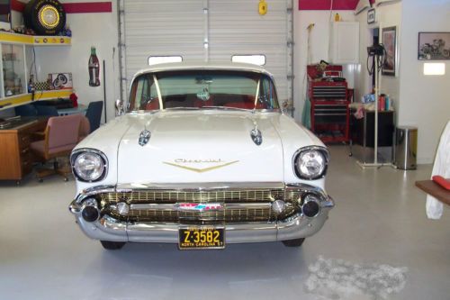 1957 2 dr. hardtop