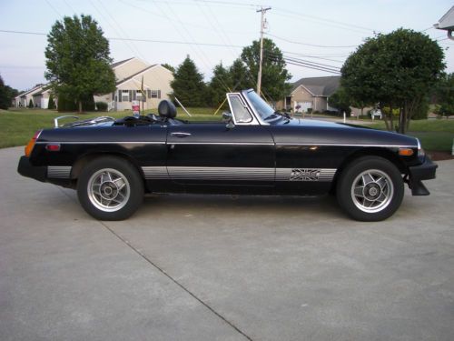 1980 MGB Limited Edition, Convertible, Low mileage, Very Good Condition, image 2