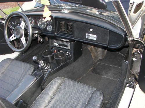 1980 MGB Limited Edition, Convertible, Low mileage, Very Good Condition, image 13