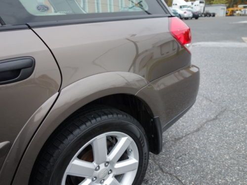 SUBARU LEGACY OUTBACK 2.5I AWD 5-SPEED MANUAL FREE AUTOCHECK NO RESERVE, image 17