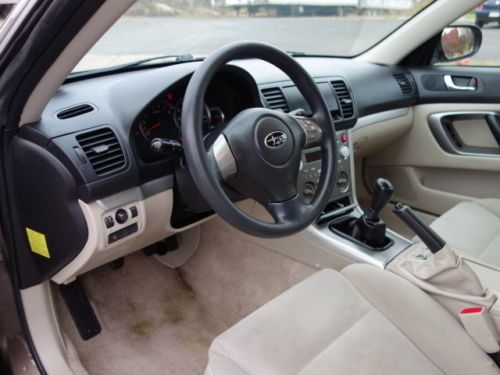 SUBARU LEGACY OUTBACK 2.5I AWD 5-SPEED MANUAL FREE AUTOCHECK NO RESERVE, image 43