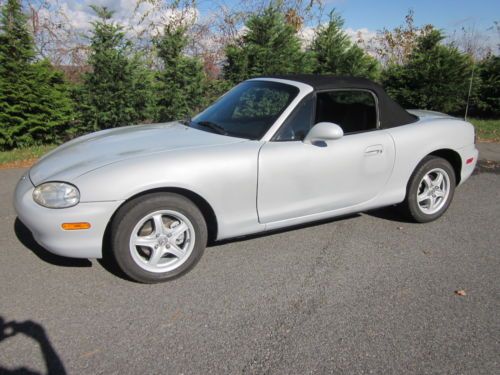 Mazda miata - 1999