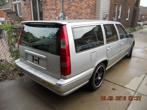 1999 volvo v70 t5 wagon 4-door 2.3l