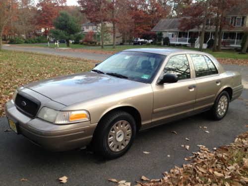 2003 ford crown victoria police interceptor sedan 4-door 4.6l