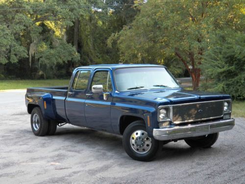 1976 chevrolet c30 (1 ton; 3500) crew cab dually long bed. c30 is like old c3500